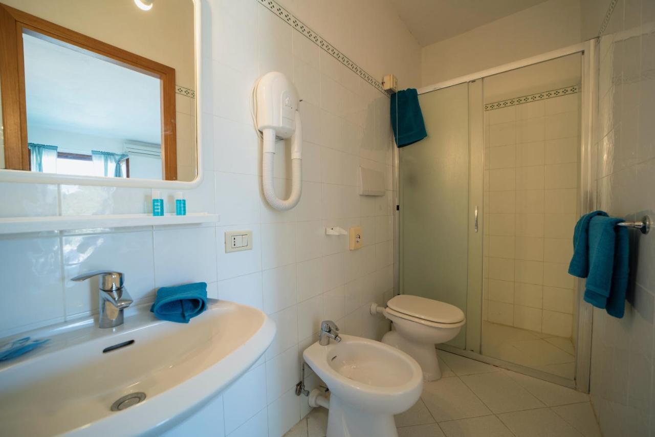 Le Sirene Aparthotel Seccheto Εξωτερικό φωτογραφία