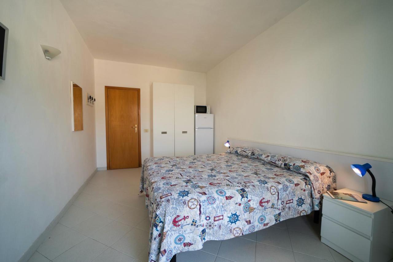 Le Sirene Aparthotel Seccheto Εξωτερικό φωτογραφία