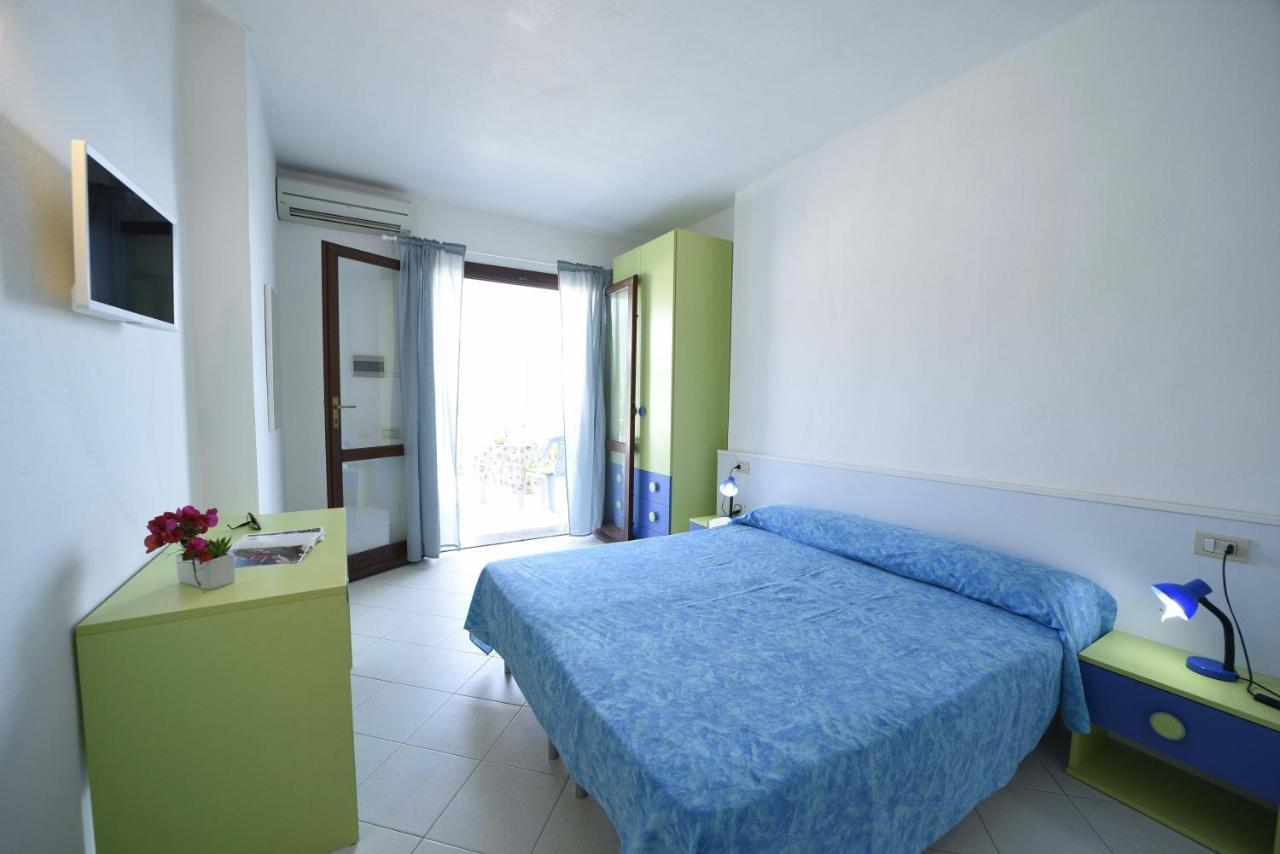 Le Sirene Aparthotel Seccheto Εξωτερικό φωτογραφία