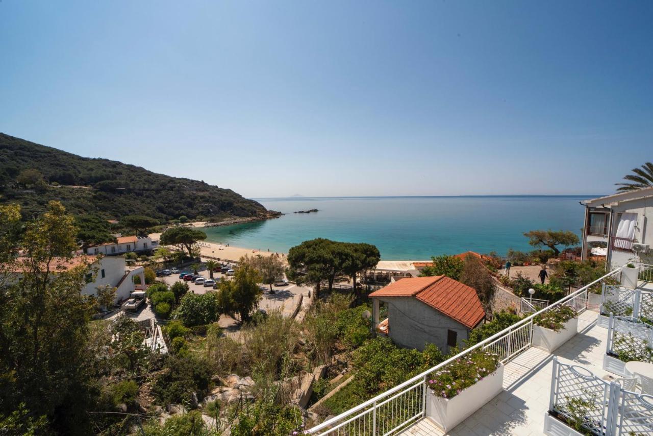 Le Sirene Aparthotel Seccheto Εξωτερικό φωτογραφία