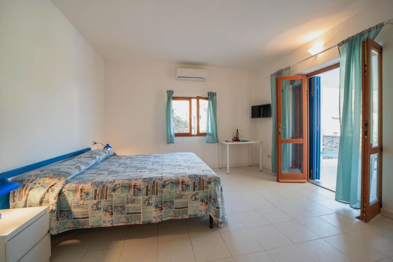 Le Sirene Aparthotel Seccheto Εξωτερικό φωτογραφία