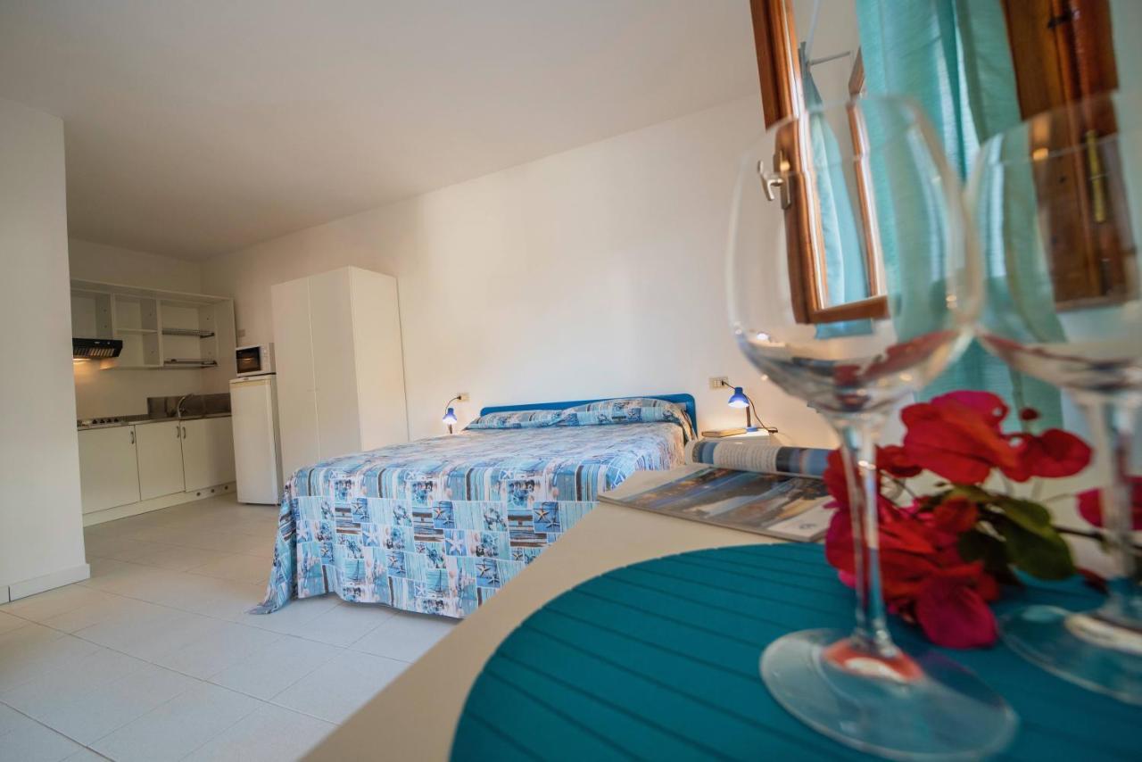 Le Sirene Aparthotel Seccheto Εξωτερικό φωτογραφία