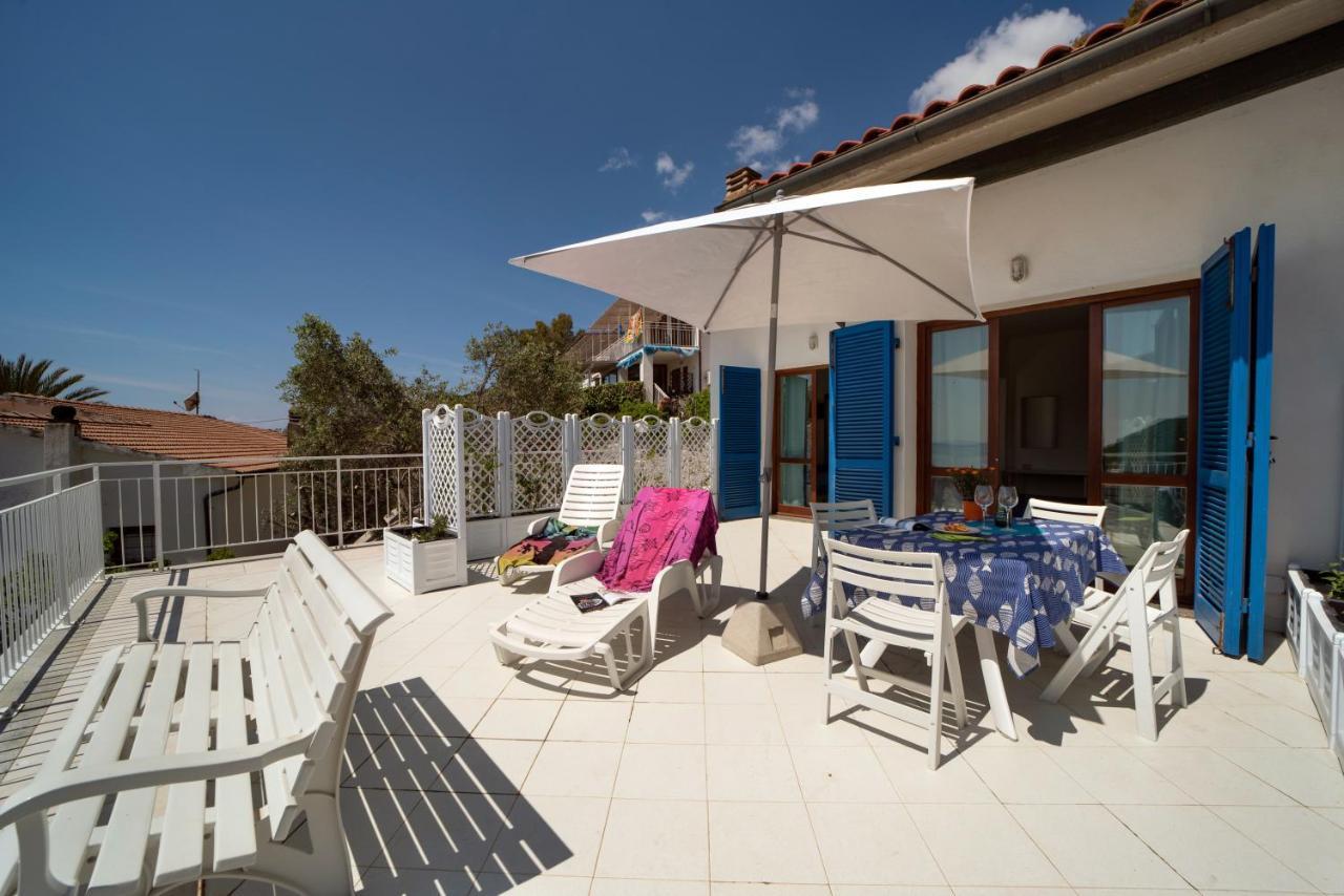 Le Sirene Aparthotel Seccheto Εξωτερικό φωτογραφία