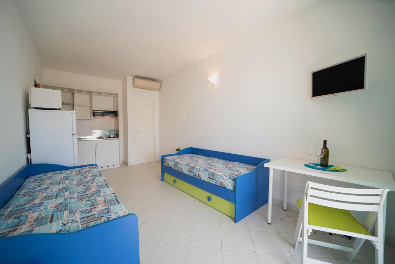 Le Sirene Aparthotel Seccheto Εξωτερικό φωτογραφία